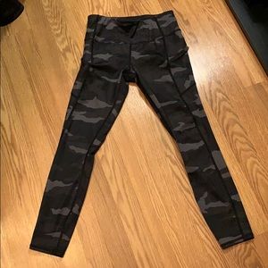 Athleta, Camo Contender pants, XS